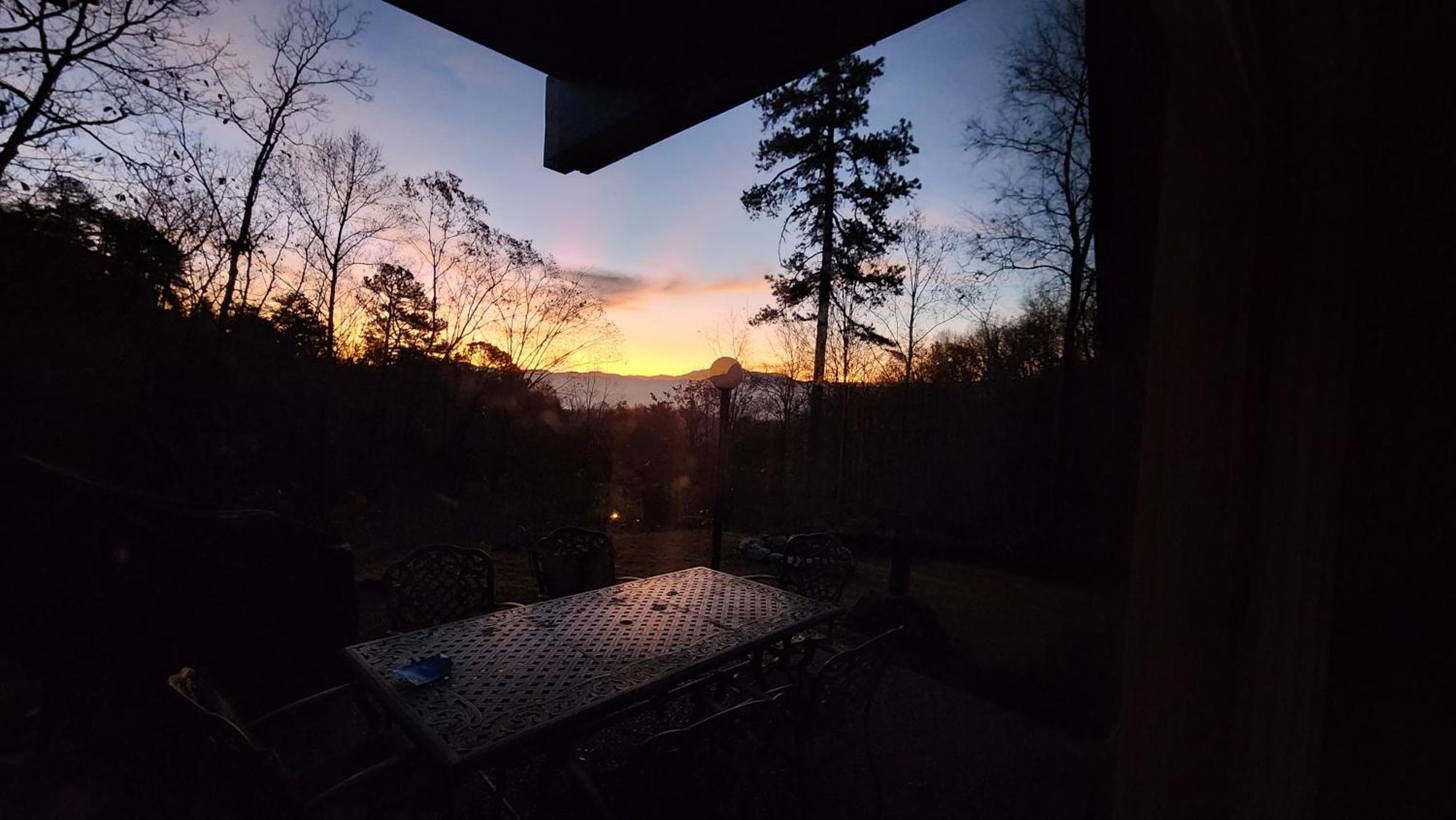 Lazy Bear Cabin Sevierville Bagian luar foto