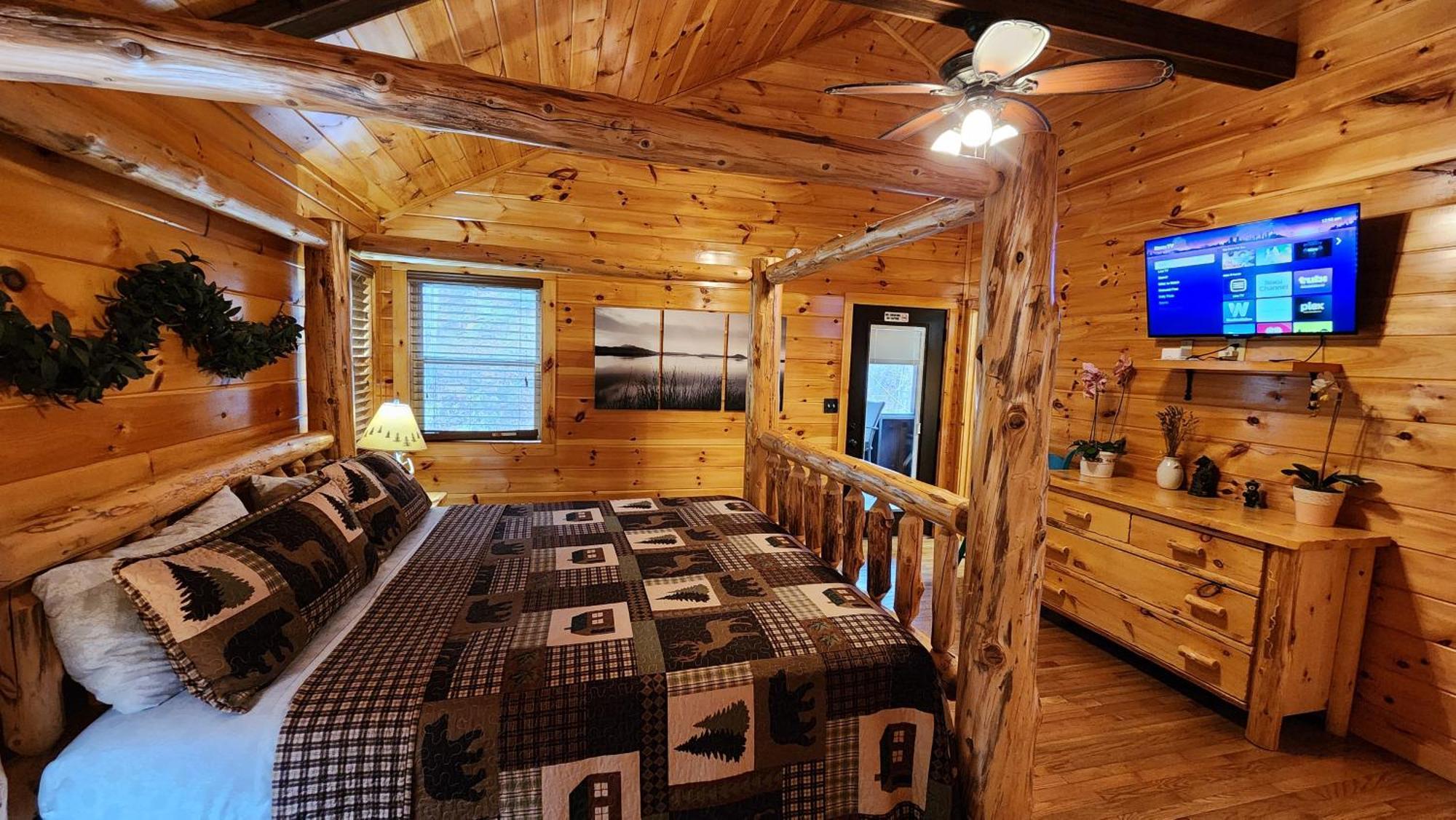 Lazy Bear Cabin Sevierville Bagian luar foto