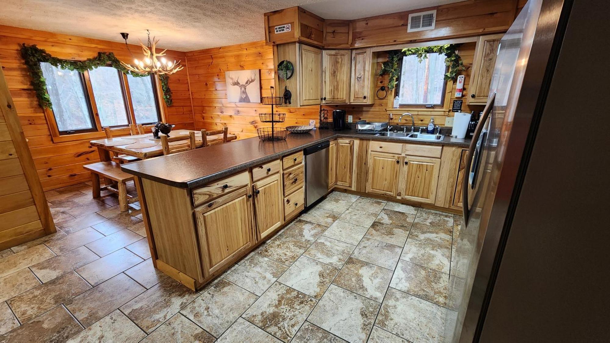 Lazy Bear Cabin Sevierville Bagian luar foto