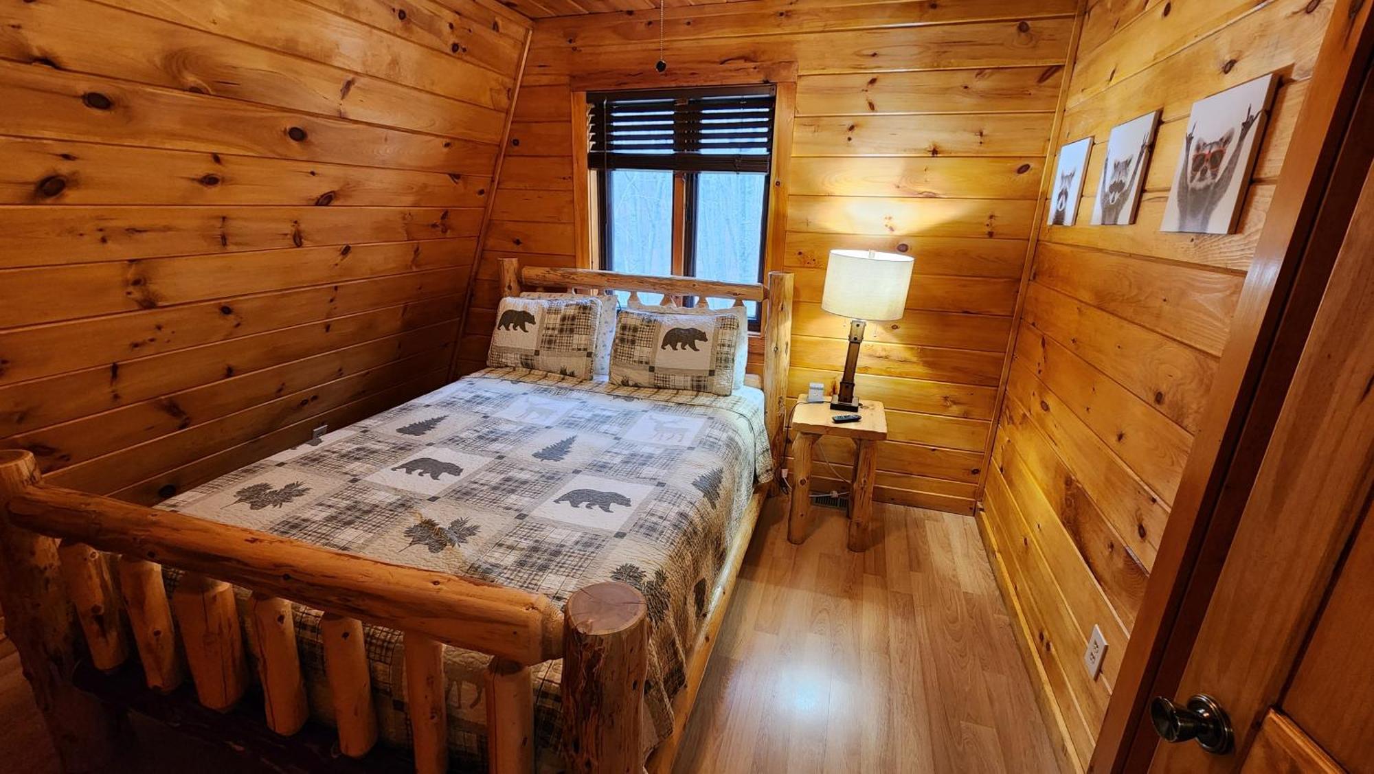 Lazy Bear Cabin Sevierville Bagian luar foto